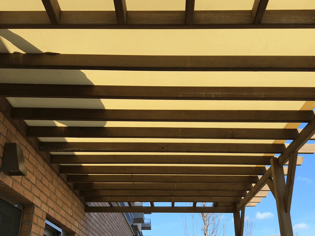 Ahsap-Pergola-ustu-golgelendirme-YS-Branda-7